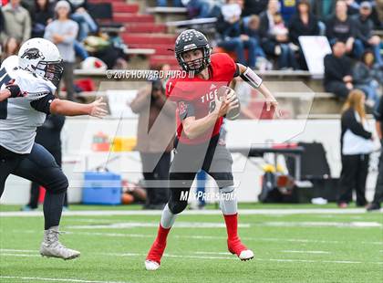 Thumbnail 1 in Forsan vs. Anson (UIL 2A Regional Playoff) photogallery.