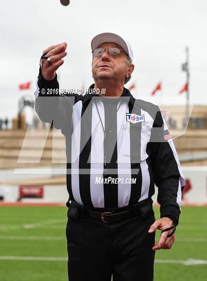 Thumbnail 1 in Forsan vs. Anson (UIL 2A Regional Playoff) photogallery.