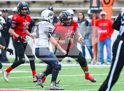 Thumbnail 3 in Forsan vs. Anson (UIL 2A Regional Playoff) photogallery.