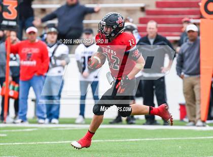 Thumbnail 1 in Forsan vs. Anson (UIL 2A Regional Playoff) photogallery.