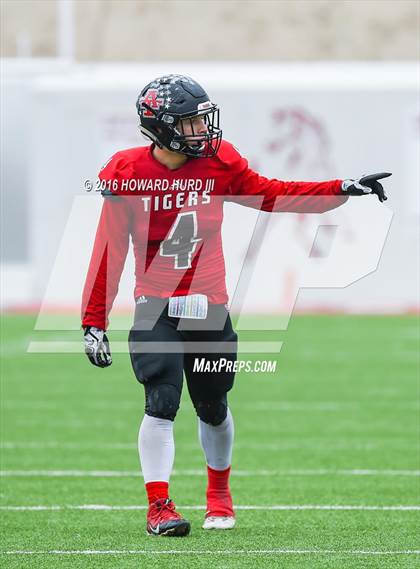 Thumbnail 3 in Forsan vs. Anson (UIL 2A Regional Playoff) photogallery.
