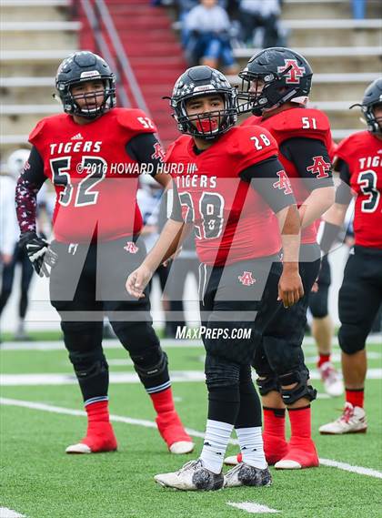 Thumbnail 1 in Forsan vs. Anson (UIL 2A Regional Playoff) photogallery.