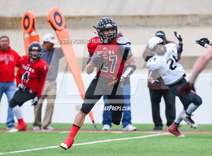 Thumbnail 3 in Forsan vs. Anson (UIL 2A Regional Playoff) photogallery.