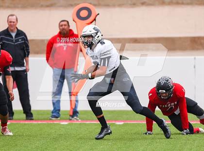 Thumbnail 1 in Forsan vs. Anson (UIL 2A Regional Playoff) photogallery.