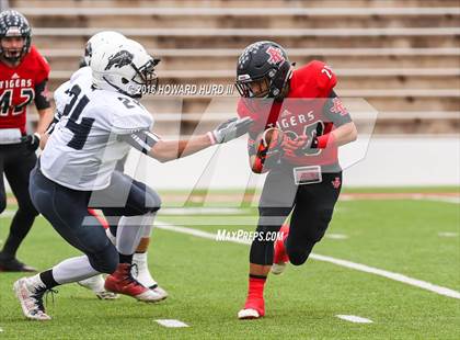 Thumbnail 3 in Forsan vs. Anson (UIL 2A Regional Playoff) photogallery.