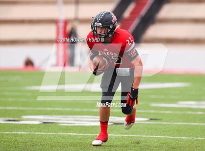 Thumbnail 1 in Forsan vs. Anson (UIL 2A Regional Playoff) photogallery.