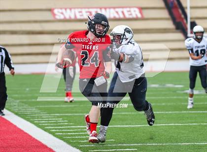 Thumbnail 2 in Forsan vs. Anson (UIL 2A Regional Playoff) photogallery.