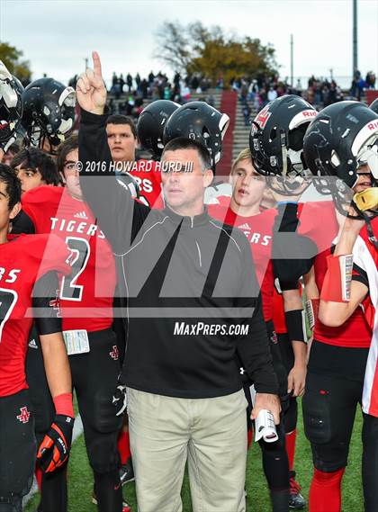 Thumbnail 3 in Forsan vs. Anson (UIL 2A Regional Playoff) photogallery.