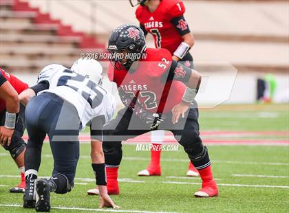 Thumbnail 3 in Forsan vs. Anson (UIL 2A Regional Playoff) photogallery.
