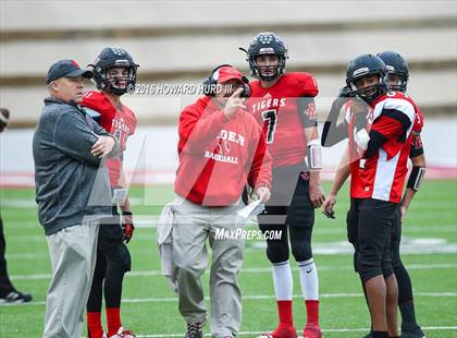 Thumbnail 2 in Forsan vs. Anson (UIL 2A Regional Playoff) photogallery.