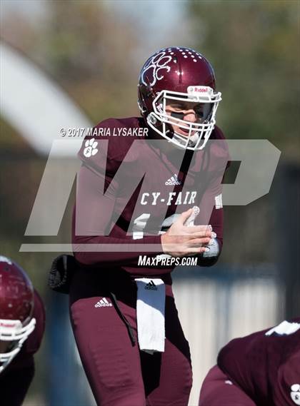 Thumbnail 1 in Cy-Fair vs. Langham Creek (UIL 6A DII Quarter Final Playoffs) photogallery.