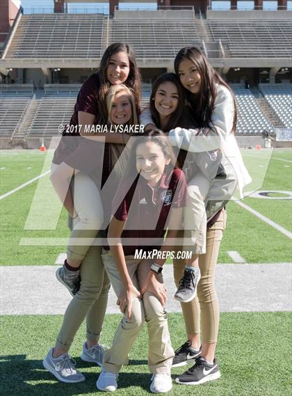Thumbnail 3 in Cy-Fair vs. Langham Creek (UIL 6A DII Quarter Final Playoffs) photogallery.