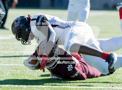 Thumbnail 1 in Cy-Fair vs. Langham Creek (UIL 6A DII Quarter Final Playoffs) photogallery.