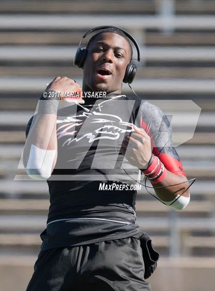 Thumbnail 2 in Cy-Fair vs. Langham Creek (UIL 6A DII Quarter Final Playoffs) photogallery.