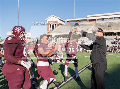 Thumbnail 1 in Cy-Fair vs. Langham Creek (UIL 6A DII Quarter Final Playoffs) photogallery.
