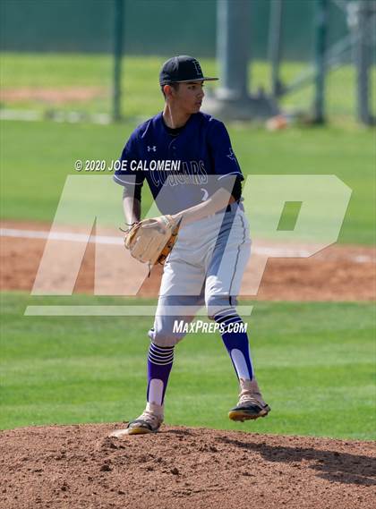Thumbnail 1 in Reagan [Ronald] vs Franklin (San Antonio Classic) photogallery.