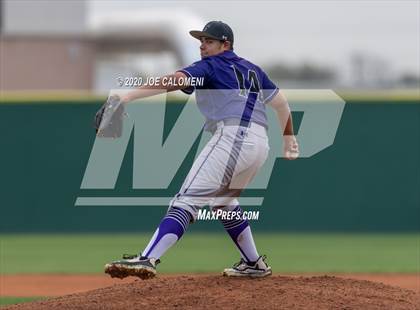 Thumbnail 3 in Reagan [Ronald] vs Franklin (San Antonio Classic) photogallery.