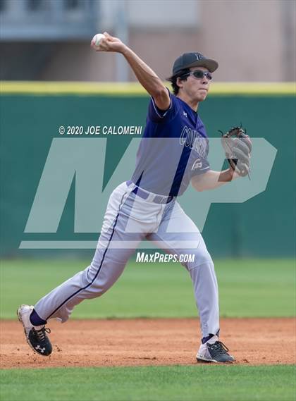 Thumbnail 2 in Reagan [Ronald] vs Franklin (San Antonio Classic) photogallery.