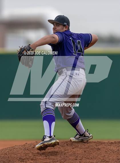Thumbnail 1 in Reagan [Ronald] vs Franklin (San Antonio Classic) photogallery.