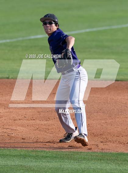 Thumbnail 2 in Reagan [Ronald] vs Franklin (San Antonio Classic) photogallery.