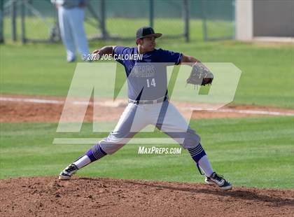 Thumbnail 1 in Reagan [Ronald] vs Franklin (San Antonio Classic) photogallery.