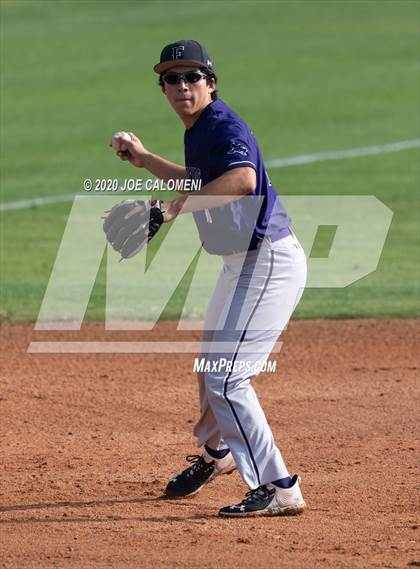 Thumbnail 1 in Reagan [Ronald] vs Franklin (San Antonio Classic) photogallery.