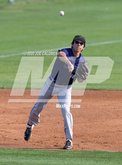 Thumbnail 2 in Reagan [Ronald] vs Franklin (San Antonio Classic) photogallery.