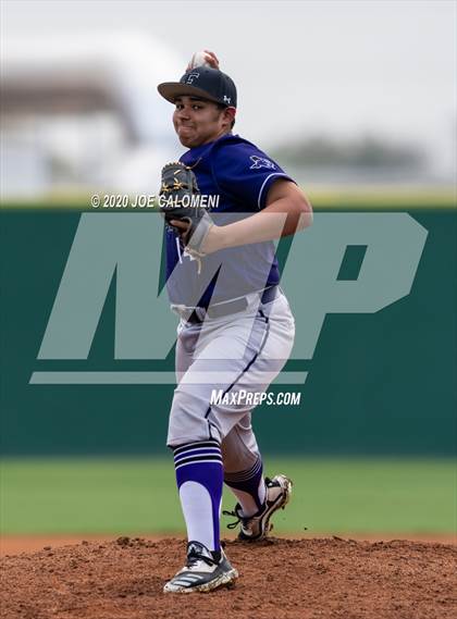 Thumbnail 1 in Reagan [Ronald] vs Franklin (San Antonio Classic) photogallery.