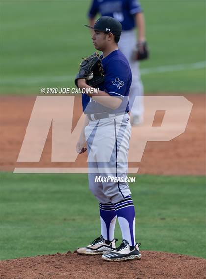Thumbnail 1 in Reagan [Ronald] vs Franklin (San Antonio Classic) photogallery.