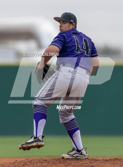 Thumbnail 1 in Reagan [Ronald] vs Franklin (San Antonio Classic) photogallery.