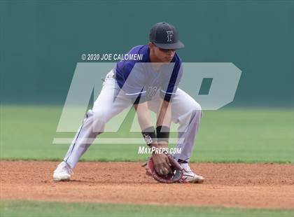Thumbnail 3 in Reagan [Ronald] vs Franklin (San Antonio Classic) photogallery.