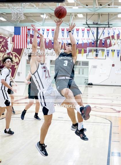 Thumbnail 2 in Granite Bay vs Whitney (SJS D2 Semifinal) photogallery.
