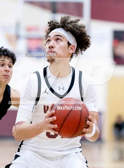 Thumbnail 3 in Granite Bay vs Whitney (SJS D2 Semifinal) photogallery.
