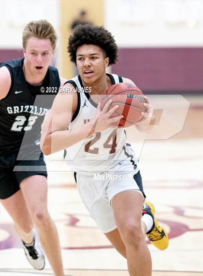 Thumbnail 3 in Granite Bay vs Whitney (SJS D2 Semifinal) photogallery.