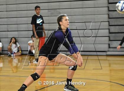 Thumbnail 3 in Fayetteville vs. St. Ignatius (Durango Fall Classic) photogallery.