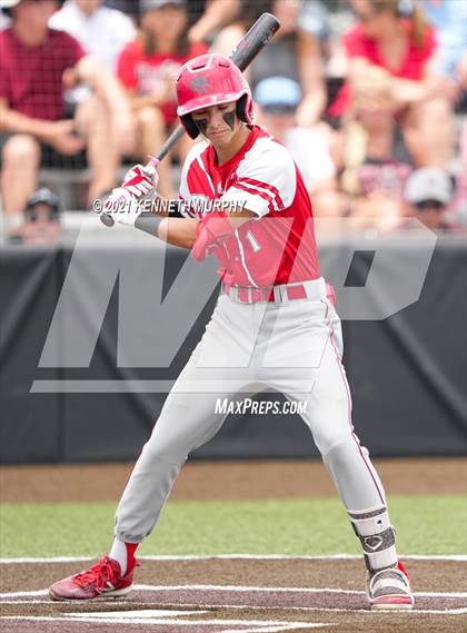 Thumbnail 3 in Tomball vs Rockwall-Heath (UIL 6A Regional Semi-Final) photogallery.