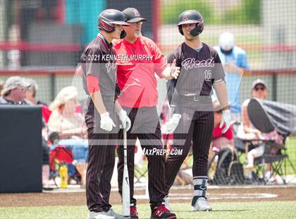 Thumbnail 2 in Tomball vs Rockwall-Heath (UIL 6A Regional Semi-Final) photogallery.