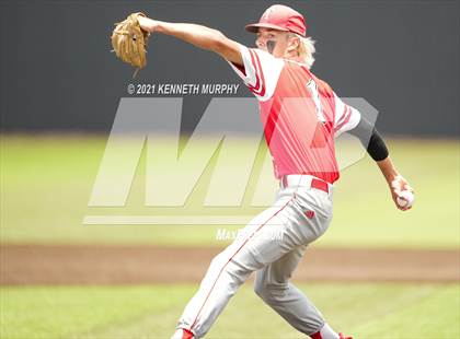 Thumbnail 3 in Tomball vs Rockwall-Heath (UIL 6A Regional Semi-Final) photogallery.