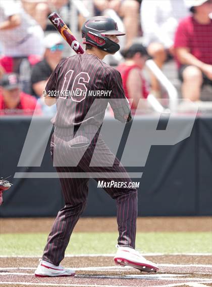 Thumbnail 3 in Tomball vs Rockwall-Heath (UIL 6A Regional Semi-Final) photogallery.