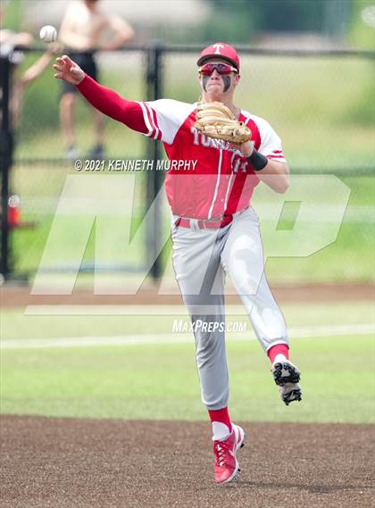 Thumbnail 2 in Tomball vs Rockwall-Heath (UIL 6A Regional Semi-Final) photogallery.