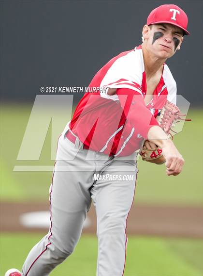 Thumbnail 2 in Tomball vs Rockwall-Heath (UIL 6A Regional Semi-Final) photogallery.