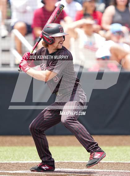 Thumbnail 2 in Tomball vs Rockwall-Heath (UIL 6A Regional Semi-Final) photogallery.