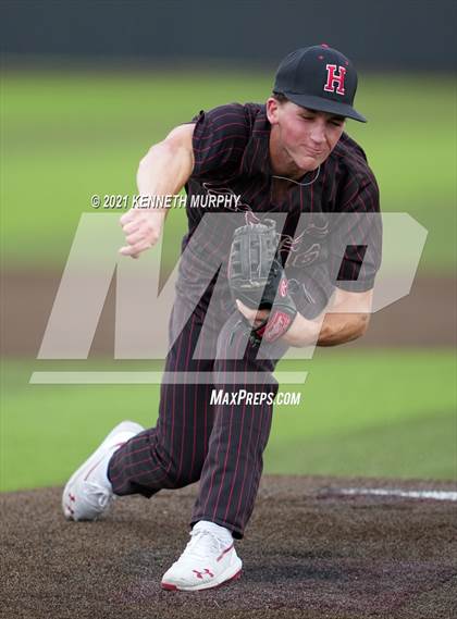 Thumbnail 3 in Tomball vs Rockwall-Heath (UIL 6A Regional Semi-Final) photogallery.
