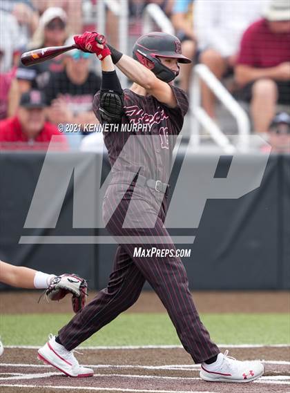 Thumbnail 3 in Tomball vs Rockwall-Heath (UIL 6A Regional Semi-Final) photogallery.