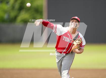 Thumbnail 3 in Tomball vs Rockwall-Heath (UIL 6A Regional Semi-Final) photogallery.