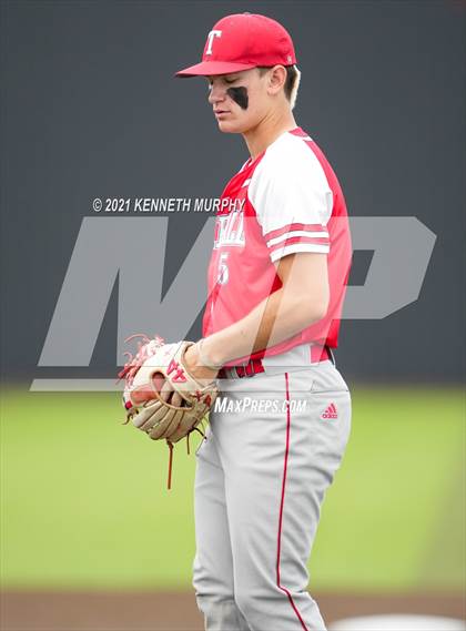 Thumbnail 2 in Tomball vs Rockwall-Heath (UIL 6A Regional Semi-Final) photogallery.