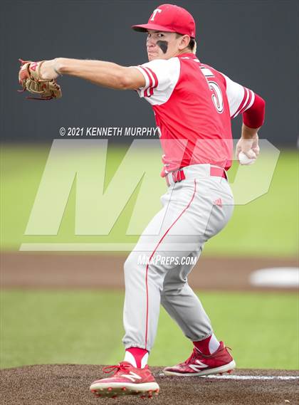 Thumbnail 3 in Tomball vs Rockwall-Heath (UIL 6A Regional Semi-Final) photogallery.