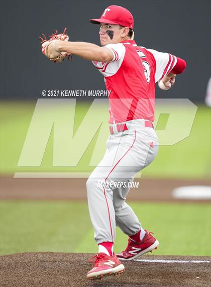 Thumbnail 1 in Tomball vs Rockwall-Heath (UIL 6A Regional Semi-Final) photogallery.