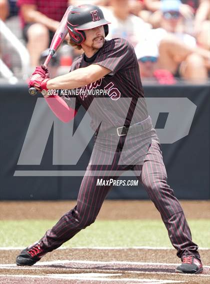 Thumbnail 3 in Tomball vs Rockwall-Heath (UIL 6A Regional Semi-Final) photogallery.