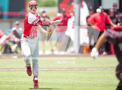 Thumbnail 2 in Tomball vs Rockwall-Heath (UIL 6A Regional Semi-Final) photogallery.